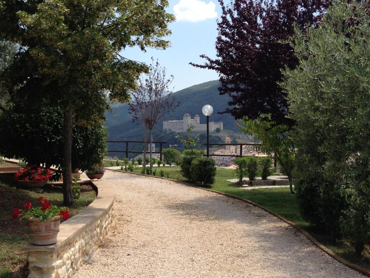 Agriturismo Collerisana スポレート エクステリア 写真